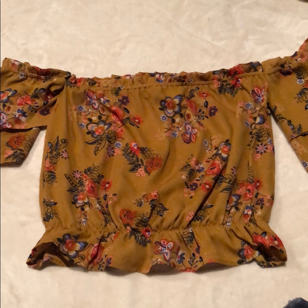 Cropped top
